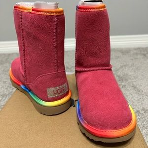 Girls Classic II Rainbow 🌈 boot 🥾 size 1